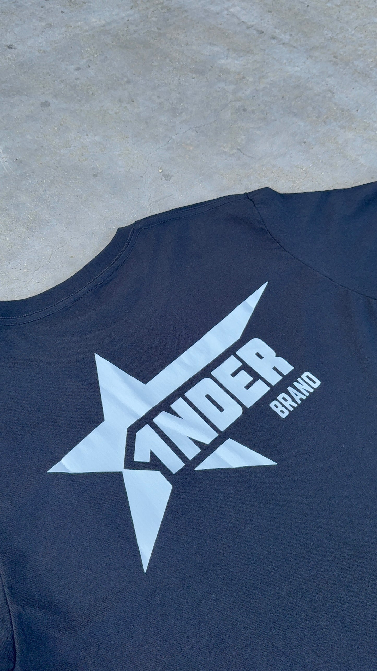 1nder Black Shirt V3